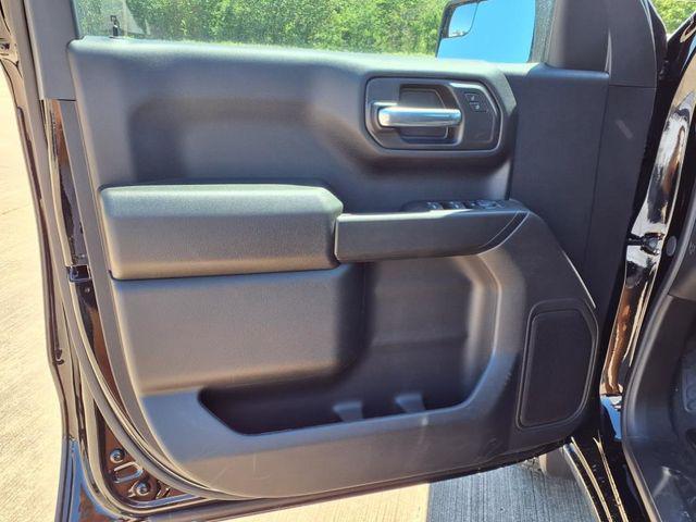 new 2025 GMC Sierra 1500 car, priced at $51,075