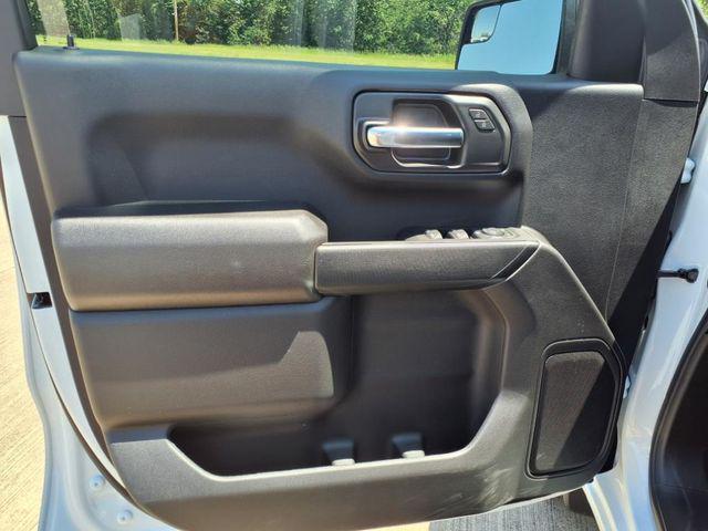 new 2025 GMC Sierra 1500 car, priced at $50,580