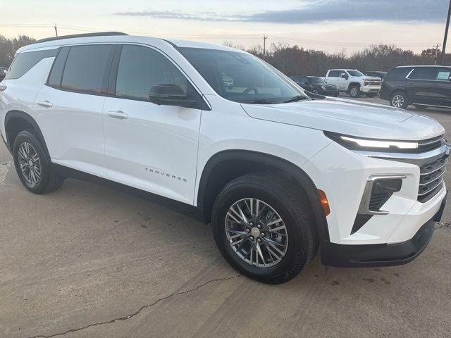 new 2024 Chevrolet Traverse car, priced at $41,395