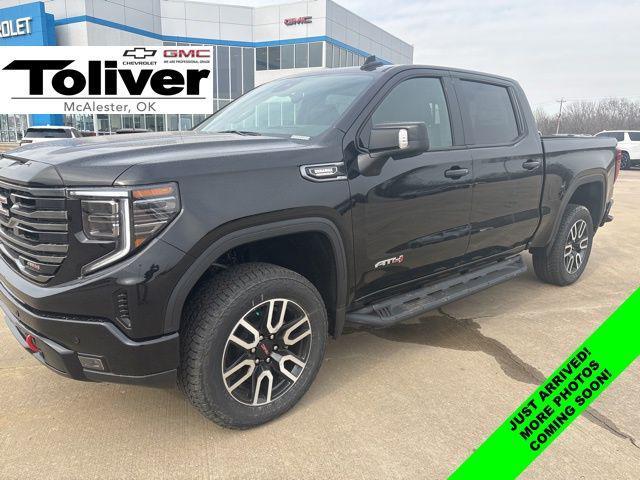 new 2025 GMC Sierra 1500 car, priced at $69,429