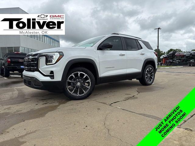 new 2026 GMC Terrain car, priced at $37,090