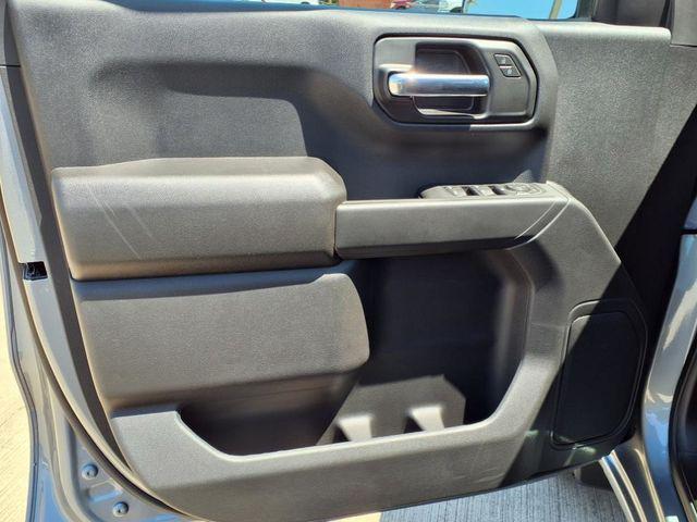 new 2025 GMC Sierra 1500 car, priced at $51,075