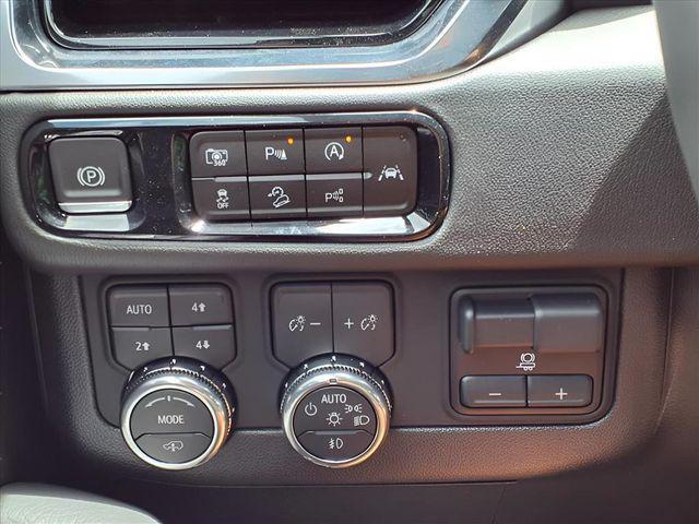 new 2025 GMC Yukon XL car, priced at $98,122