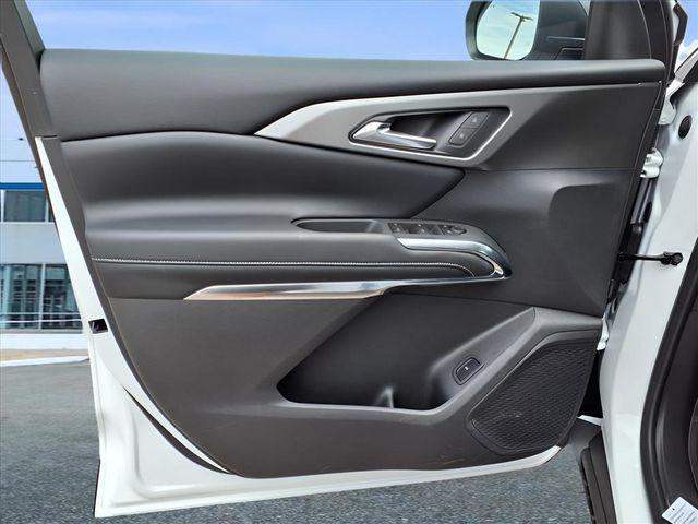 new 2025 Chevrolet Traverse car, priced at $45,399