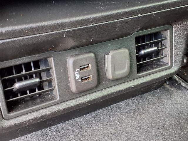 used 2021 GMC Sierra 1500 car, priced at $27,116