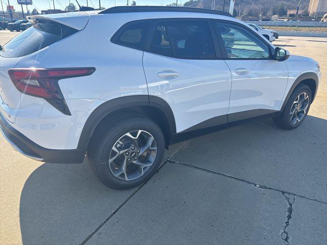 new 2025 Chevrolet Trax car, priced at $25,025