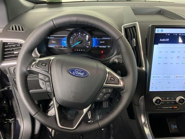 used 2024 Ford Edge car, priced at $39,971