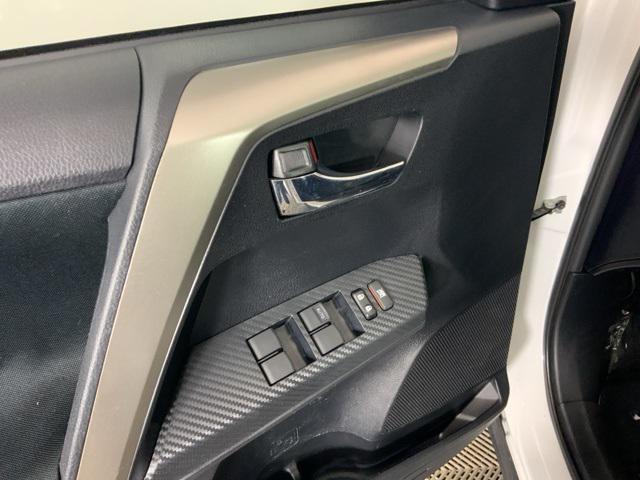 used 2015 Toyota RAV4 car, priced at $14,971