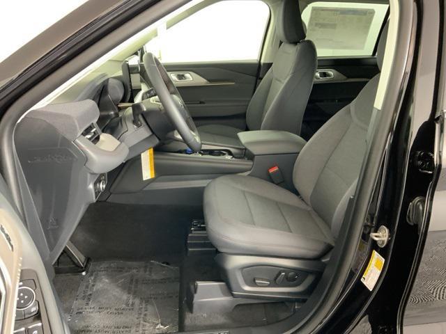 new 2025 Ford Explorer car, priced at $40,316