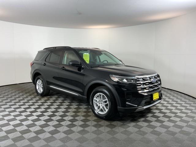 new 2025 Ford Explorer car, priced at $40,316