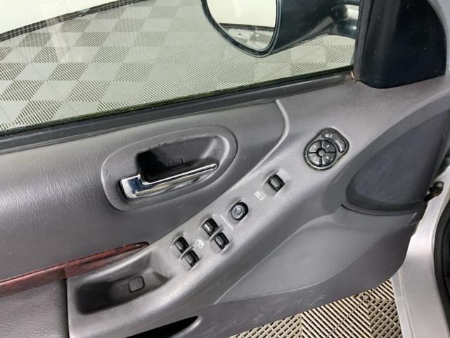 used 2000 Chrysler Cirrus car, priced at $4,271