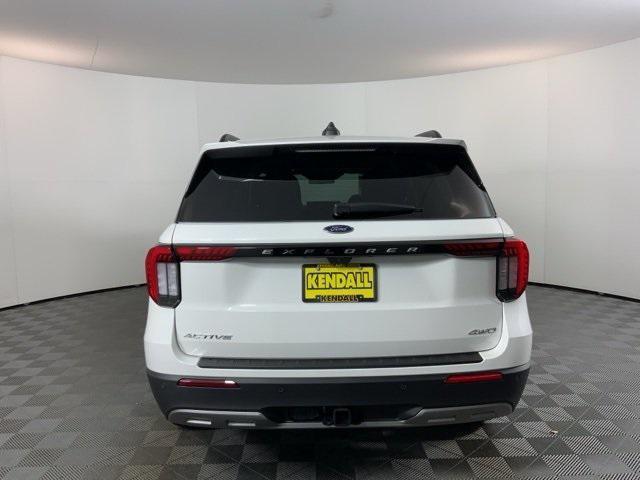 new 2025 Ford Explorer car, priced at $46,217