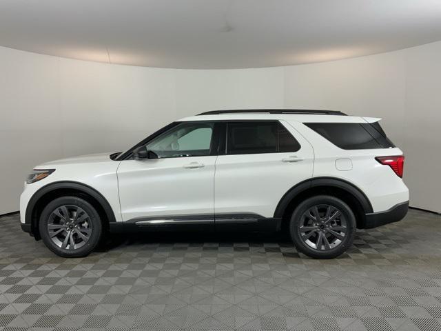 new 2025 Ford Explorer car, priced at $46,937