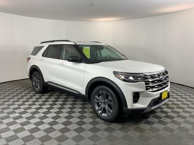 new 2025 Ford Explorer car, priced at $46,217