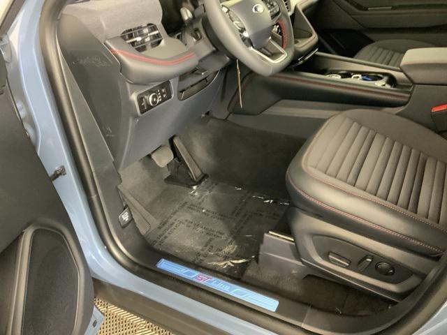 new 2025 Ford Explorer car, priced at $49,163