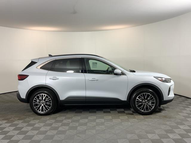 new 2025 Ford Escape PHEV car, priced at $38,553