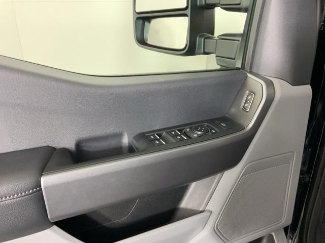 new 2025 Ford F-350 car, priced at $75,870