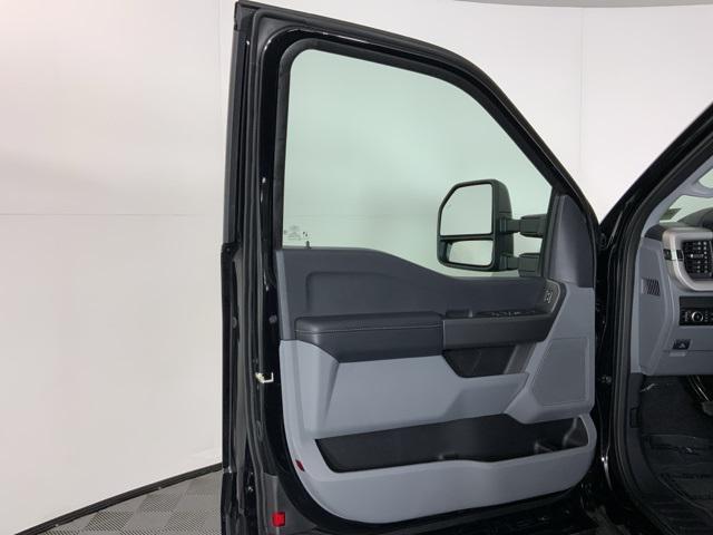 new 2025 Ford F-350 car, priced at $75,870