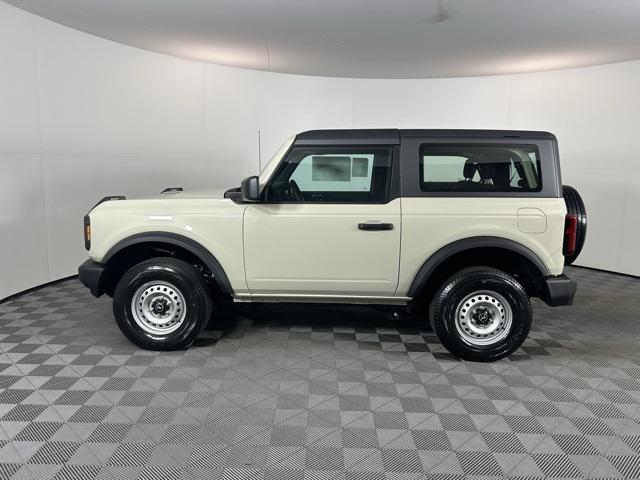 new 2025 Ford Bronco car, priced at $38,842