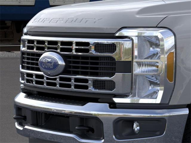 new 2025 Ford F-350 car, priced at $78,620