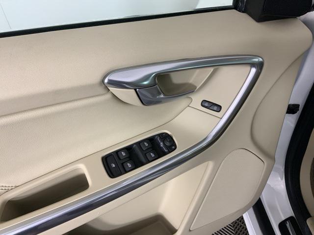 used 2015 Volvo XC60 car, priced at $9,971