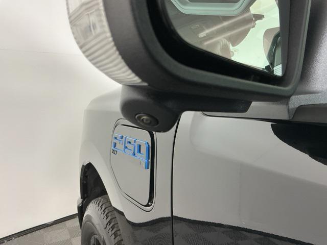 new 2025 Ford F-150 Lightning car, priced at $65,074