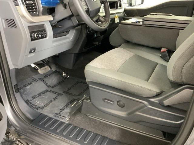 new 2025 Ford F-250 car, priced at $76,295