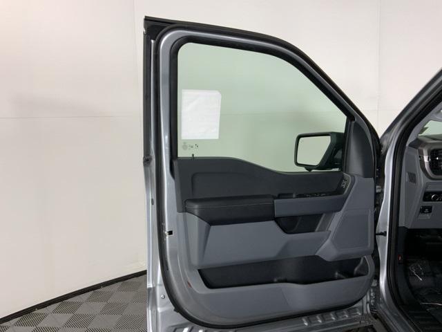 new 2025 Ford F-150 Lightning car, priced at $55,274