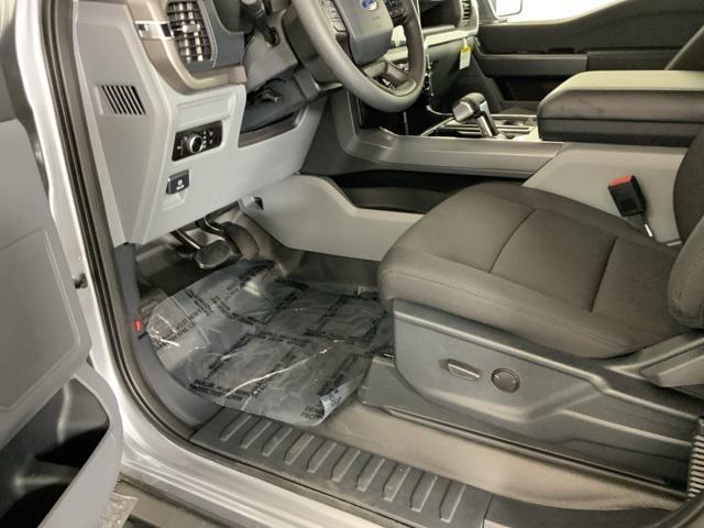 new 2025 Ford F-150 Lightning car, priced at $55,274