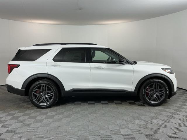 new 2025 Ford Explorer car, priced at $59,629
