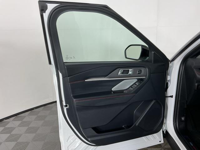 new 2025 Ford Explorer car, priced at $59,629