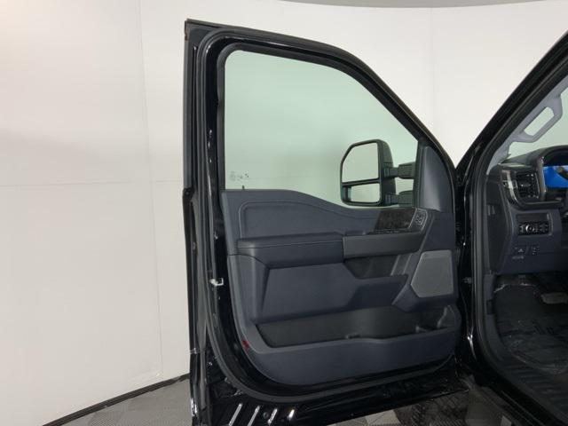 new 2025 Ford F-350 car