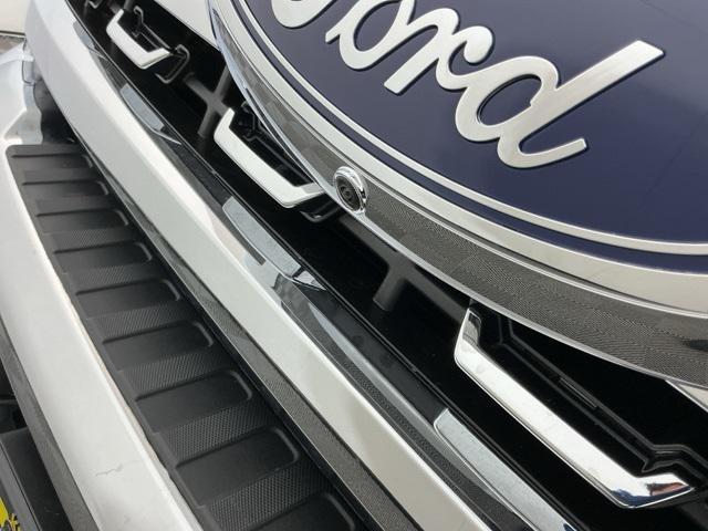 new 2025 Ford F-350 car, priced at $92,400