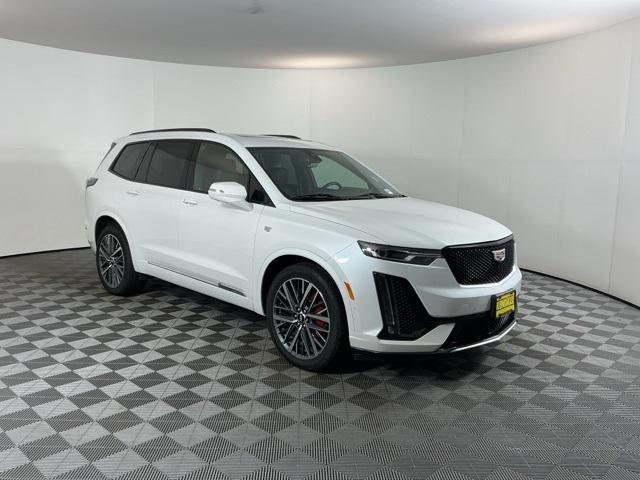 used 2024 Cadillac XT6 car, priced at $54,971