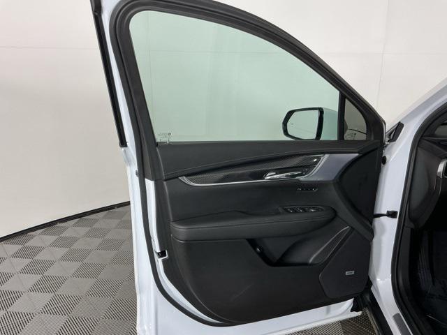used 2024 Cadillac XT6 car, priced at $54,971