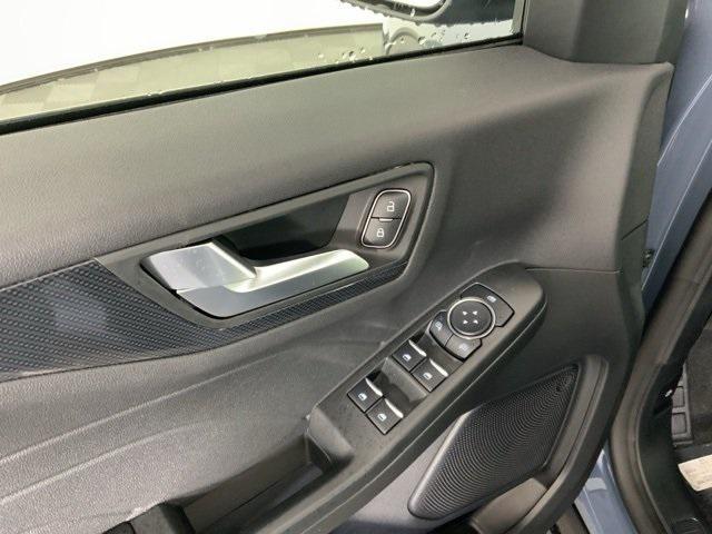 new 2025 Ford Escape car, priced at $33,411