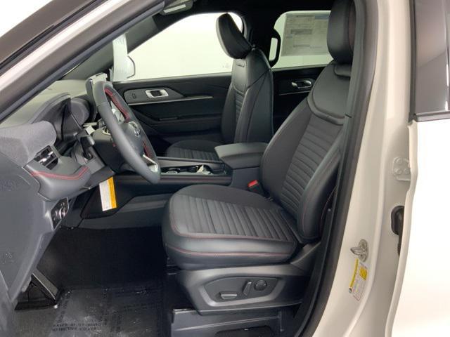 new 2025 Ford Explorer car, priced at $47,911