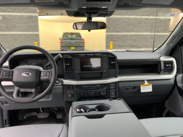 new 2024 Ford F-450 car, priced at $71,675