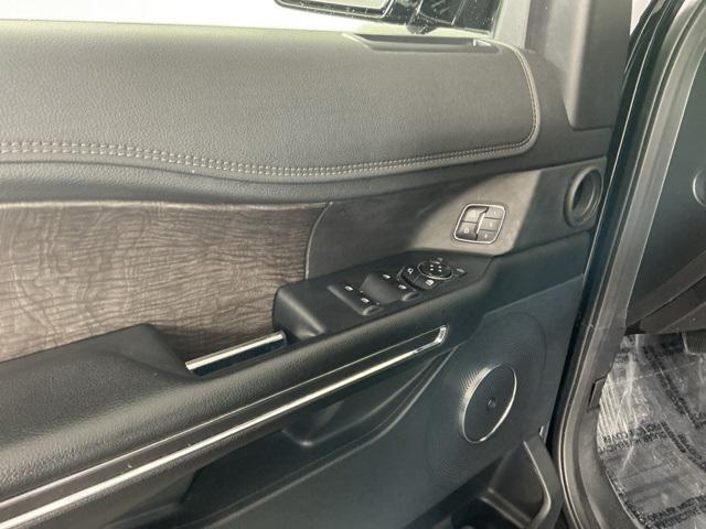 used 2018 Ford Expedition car, priced at $21,971