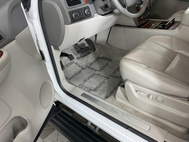 used 2008 Chevrolet Suburban car, priced at $7,971