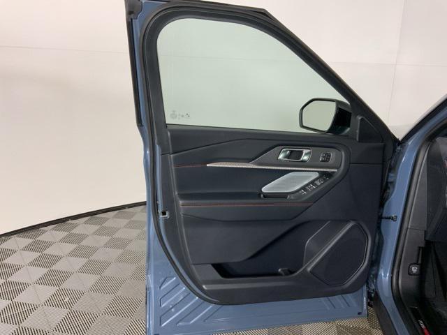 new 2025 Ford Explorer car, priced at $56,706