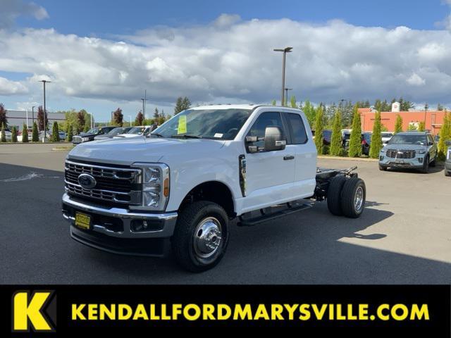 new 2025 Ford F-350 car, priced at $62,575