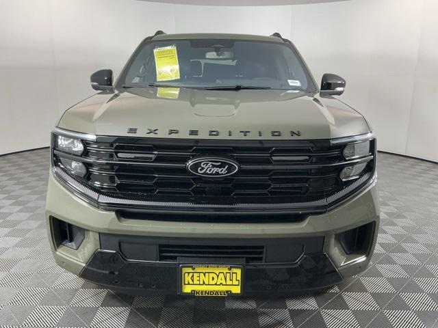 new 2025 Ford Expedition car, priced at $88,060