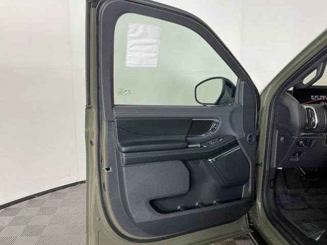 new 2025 Ford Expedition car, priced at $88,060