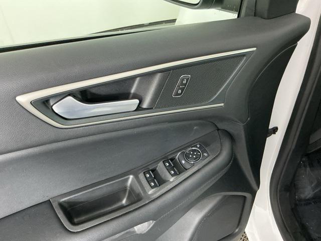 used 2024 Ford Edge car, priced at $23,971