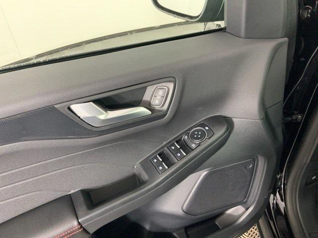 new 2025 Ford Escape car, priced at $35,833