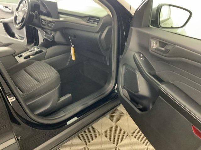 new 2025 Ford Escape car, priced at $31,936