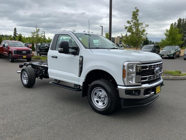 new 2025 Ford F-350 car, priced at $54,655