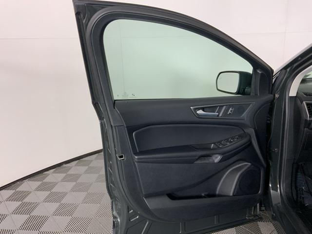 used 2024 Ford Edge car, priced at $29,971