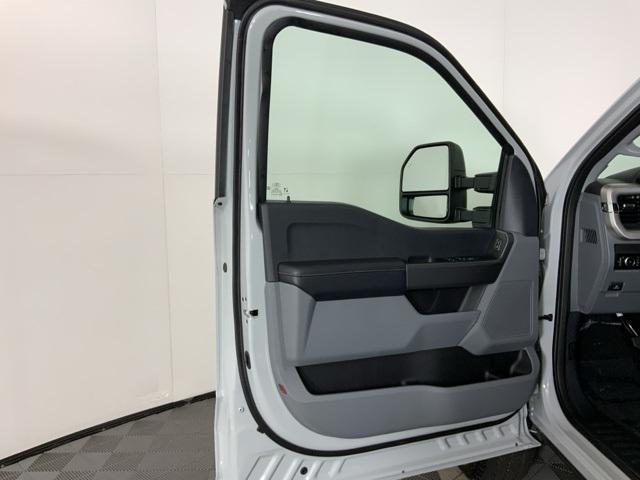 new 2025 Ford F-250 car, priced at $72,185